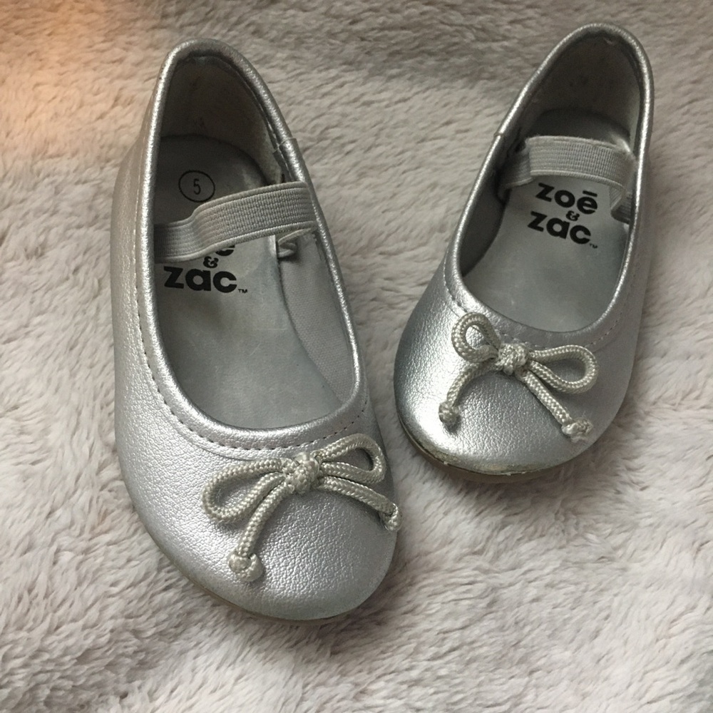 Zoē & Zac // Flats/shoes